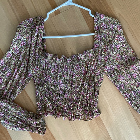 H&M ditsy flowers blouse - Picture 4 of 8